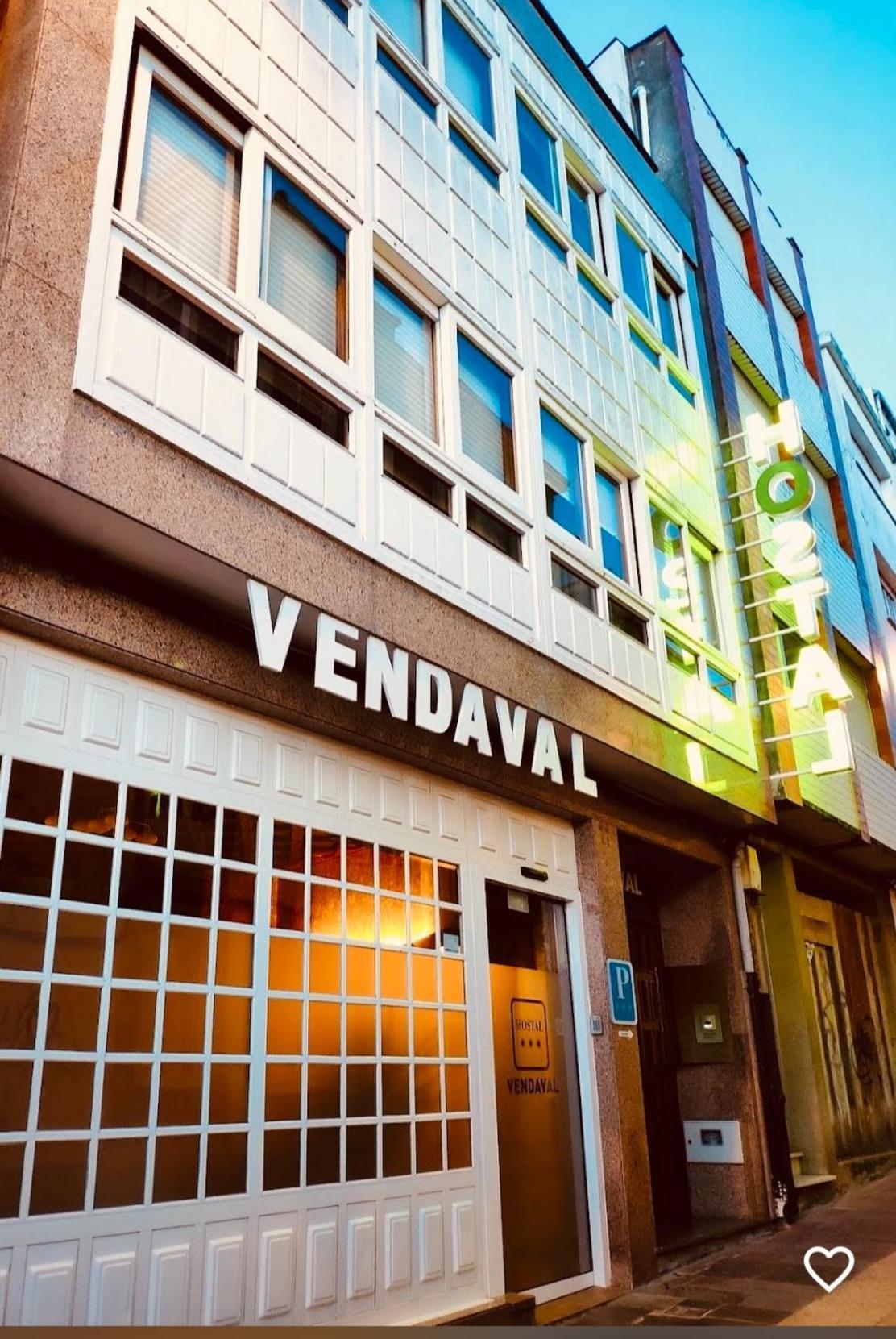 ホテル Vendaval サンタマルタ・デ・オルティゲイラ エクステリア 写真